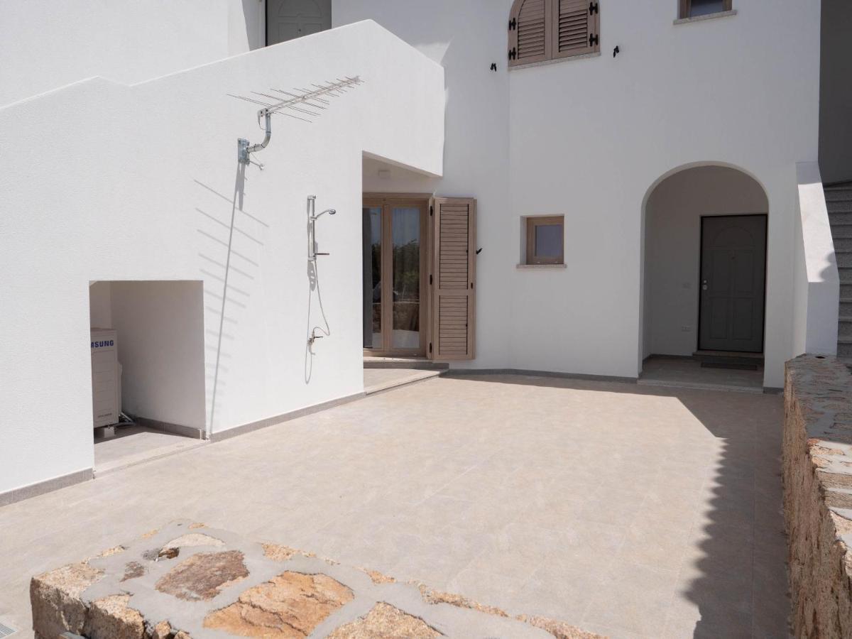 Villetta Con Piscina Budoni Affitti Spiaggia 700 Mt Bagian luar foto